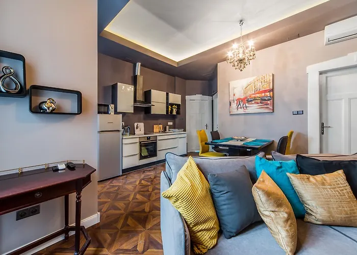 A43 Apartment